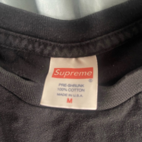 Supreme tee - Picture 2 of 2